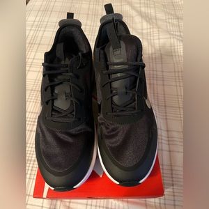 Brand New Women’s Nike Air Max DIA